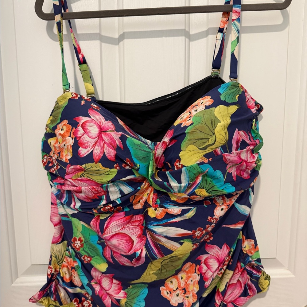 La Blanca Tankini Top